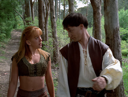 extant_XenaWarriorPrincess_2x16-ForHimtheBellTolls_01272