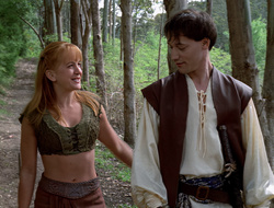 extant_XenaWarriorPrincess_2x16-ForHimtheBellTolls_01275