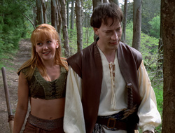 extant_XenaWarriorPrincess_2x16-ForHimtheBellTolls_01278