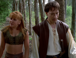 extant_XenaWarriorPrincess_2x16-ForHimtheBellTolls_01280