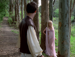 extant_XenaWarriorPrincess_2x16-ForHimtheBellTolls_01288