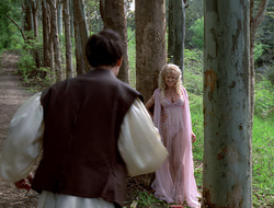 extant_XenaWarriorPrincess_2x16-ForHimtheBellTolls_01290