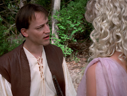 extant_XenaWarriorPrincess_2x16-ForHimtheBellTolls_01297