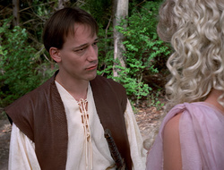 extant_XenaWarriorPrincess_2x16-ForHimtheBellTolls_01302