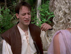 extant_XenaWarriorPrincess_2x16-ForHimtheBellTolls_01312