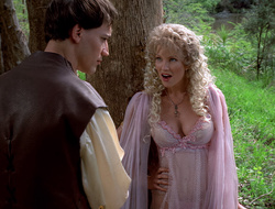 extant_XenaWarriorPrincess_2x16-ForHimtheBellTolls_01318