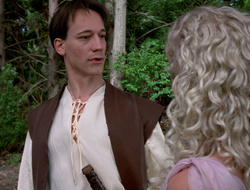 extant_XenaWarriorPrincess_2x16-ForHimtheBellTolls_01328