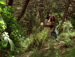 extant_XenaWarriorPrincess_2x16-ForHimtheBellTolls_01354
