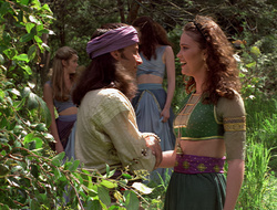 extant_XenaWarriorPrincess_2x16-ForHimtheBellTolls_01380