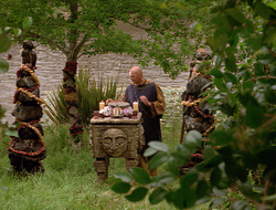 extant_XenaWarriorPrincess_2x16-ForHimtheBellTolls_01398
