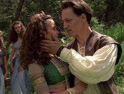 extant_XenaWarriorPrincess_2x16-ForHimtheBellTolls_01414