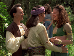 extant_XenaWarriorPrincess_2x16-ForHimtheBellTolls_01421