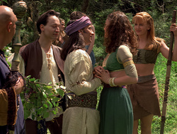 extant_XenaWarriorPrincess_2x16-ForHimtheBellTolls_01462