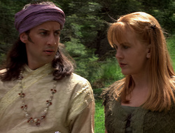 extant_XenaWarriorPrincess_2x16-ForHimtheBellTolls_01471