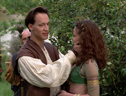 extant_XenaWarriorPrincess_2x16-ForHimtheBellTolls_01495