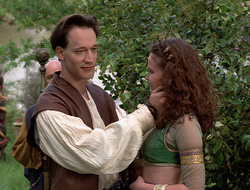 extant_XenaWarriorPrincess_2x16-ForHimtheBellTolls_01496