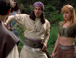 extant_XenaWarriorPrincess_2x16-ForHimtheBellTolls_01502