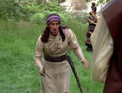 extant_XenaWarriorPrincess_2x16-ForHimtheBellTolls_01523