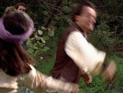 extant_XenaWarriorPrincess_2x16-ForHimtheBellTolls_01537