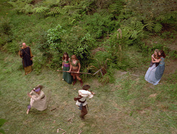 extant_XenaWarriorPrincess_2x16-ForHimtheBellTolls_01553