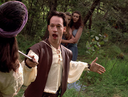 extant_XenaWarriorPrincess_2x16-ForHimtheBellTolls_01557