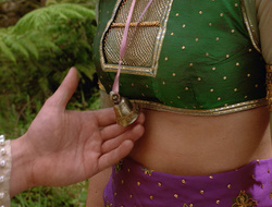 extant_XenaWarriorPrincess_2x16-ForHimtheBellTolls_01566