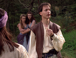 extant_XenaWarriorPrincess_2x16-ForHimtheBellTolls_01586