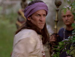 extant_XenaWarriorPrincess_2x16-ForHimtheBellTolls_01617