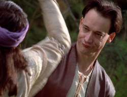 extant_XenaWarriorPrincess_2x16-ForHimtheBellTolls_01618