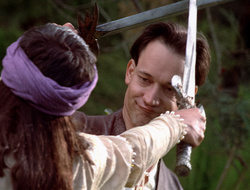 extant_XenaWarriorPrincess_2x16-ForHimtheBellTolls_01619