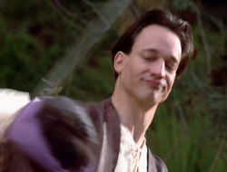 extant_XenaWarriorPrincess_2x16-ForHimtheBellTolls_01620