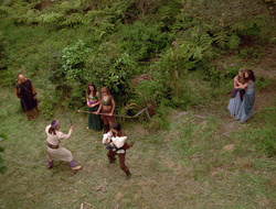 extant_XenaWarriorPrincess_2x16-ForHimtheBellTolls_01623