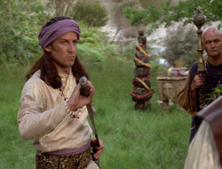 extant_XenaWarriorPrincess_2x16-ForHimtheBellTolls_01663