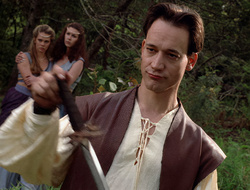 extant_XenaWarriorPrincess_2x16-ForHimtheBellTolls_01667
