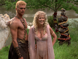 extant_XenaWarriorPrincess_2x16-ForHimtheBellTolls_01686