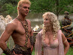 extant_XenaWarriorPrincess_2x16-ForHimtheBellTolls_01693