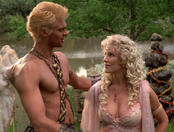 extant_XenaWarriorPrincess_2x16-ForHimtheBellTolls_01695