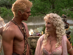 extant_XenaWarriorPrincess_2x16-ForHimtheBellTolls_01702