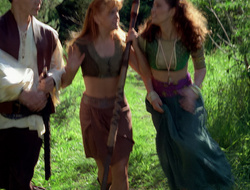 extant_XenaWarriorPrincess_2x16-ForHimtheBellTolls_01737