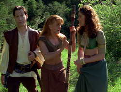 extant_XenaWarriorPrincess_2x16-ForHimtheBellTolls_01744