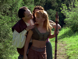 extant_XenaWarriorPrincess_2x16-ForHimtheBellTolls_01764