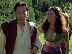 extant_XenaWarriorPrincess_2x16-ForHimtheBellTolls_01768