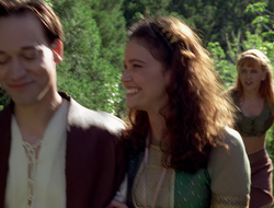 extant_XenaWarriorPrincess_2x16-ForHimtheBellTolls_01774