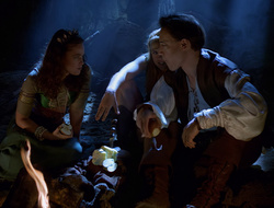 extant_XenaWarriorPrincess_2x16-ForHimtheBellTolls_01916