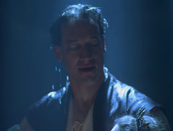 extant_XenaWarriorPrincess_2x16-ForHimtheBellTolls_01952