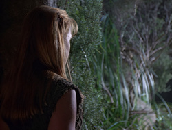 extant_XenaWarriorPrincess_2x16-ForHimtheBellTolls_02028