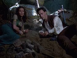 extant_XenaWarriorPrincess_2x16-ForHimtheBellTolls_02030