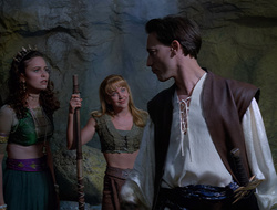extant_XenaWarriorPrincess_2x16-ForHimtheBellTolls_02062