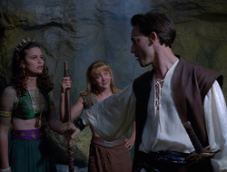 extant_XenaWarriorPrincess_2x16-ForHimtheBellTolls_02063