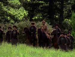 extant_XenaWarriorPrincess_2x16-ForHimtheBellTolls_02075